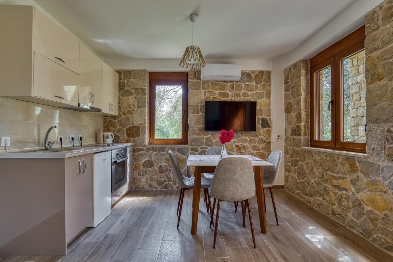 Апартаменти Stonehouse In Olives Улцинь Екстер'єр фото
