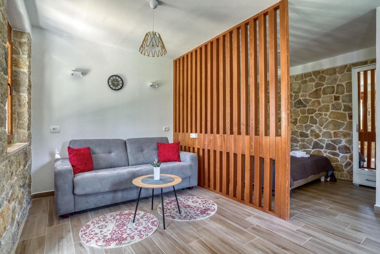 Апартаменти Stonehouse In Olives Улцинь Екстер'єр фото